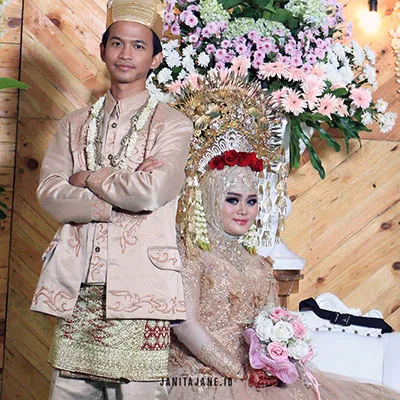 Make up pengantin minang