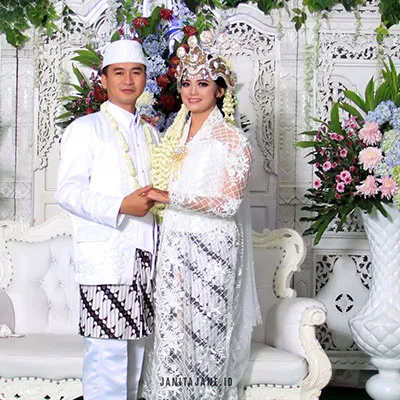 Busana Akad Nikah